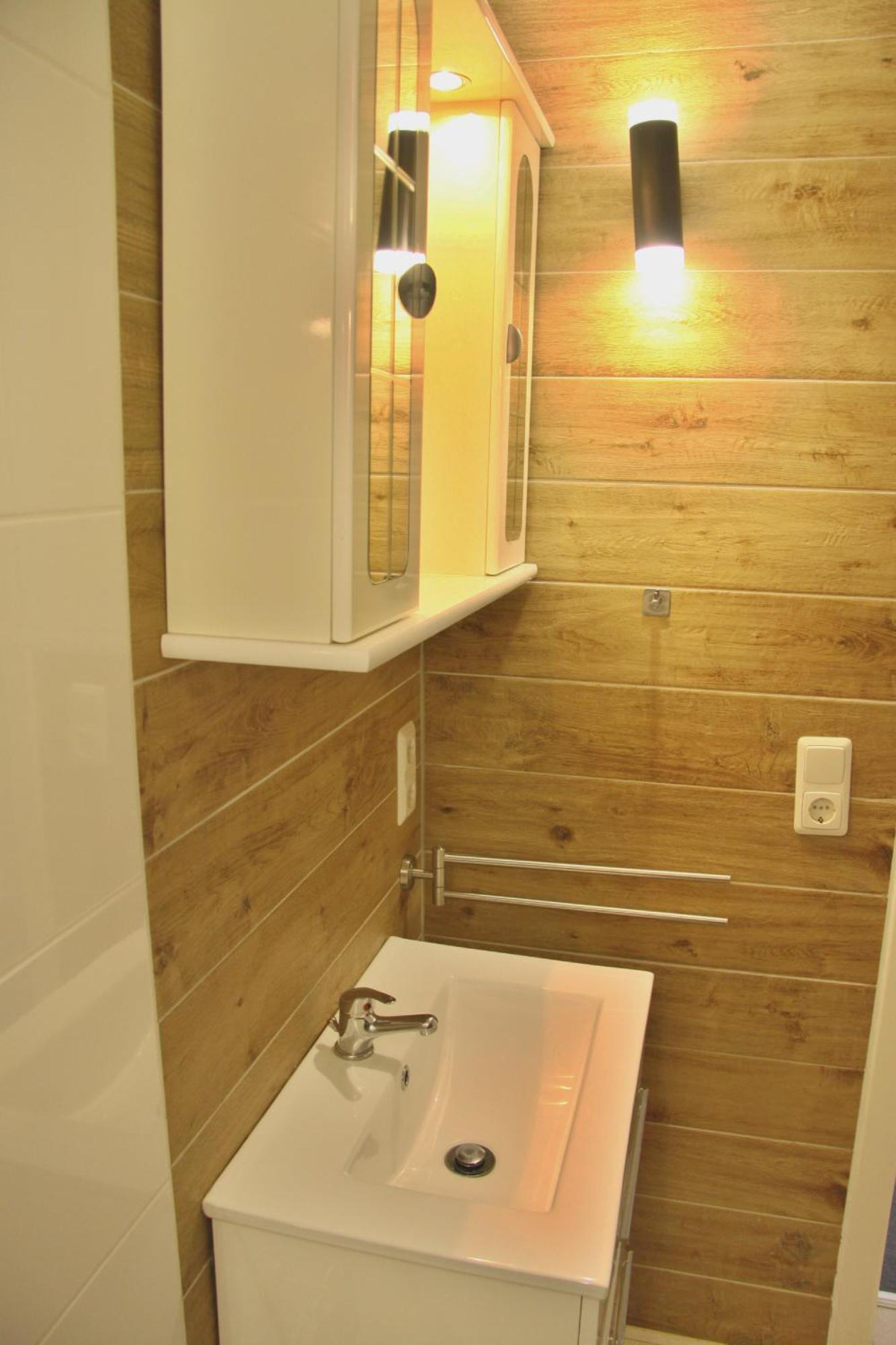 Freundliches Appartement - Bitte Angaben Zum Gastgeber Lesen Wehrheim ภายนอก รูปภาพ