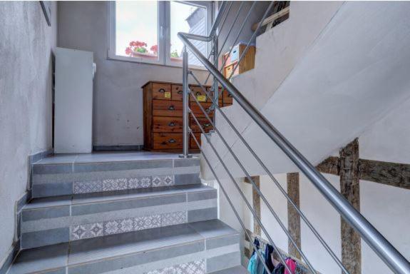 Freundliches Appartement - Bitte Angaben Zum Gastgeber Lesen Wehrheim ภายนอก รูปภาพ